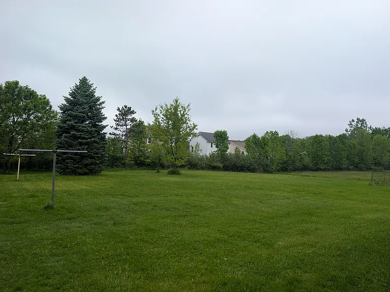 225 E Mennonite Rd — Photo 8