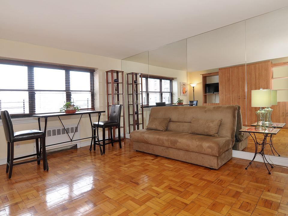 1st image of 40 Fleetwood Ave APT 1J