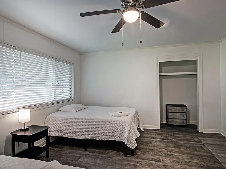 1015 Adkins Blvd — Photo 33
