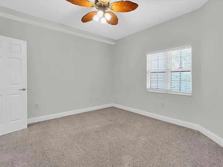 7296 Marathon Dr #404 — Photo 31
