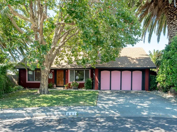 801 Livery Court, Rohnert Park, CA 94928
