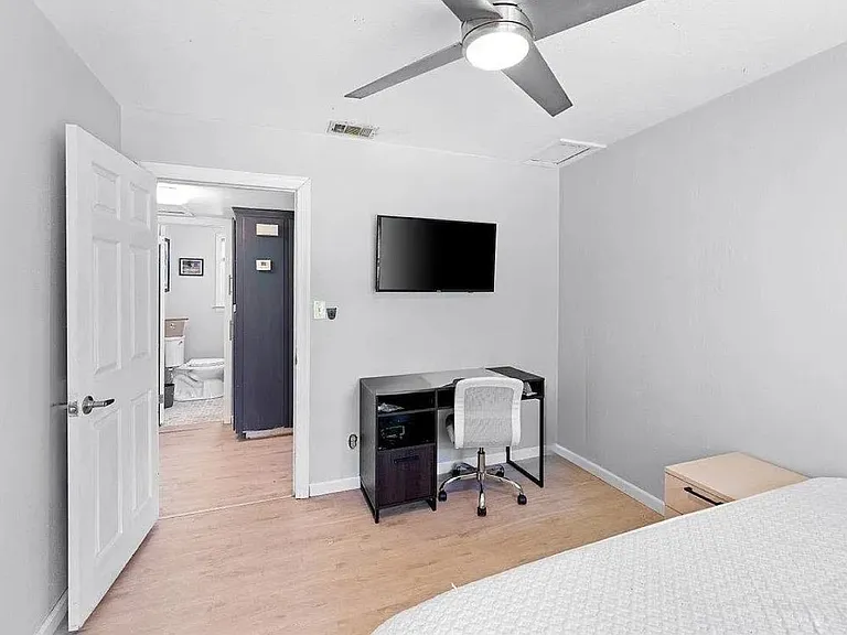 1505 Atkamire Dr — Photo 22