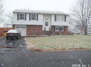 6155 Wynmoor Dr, Cicero, NY 13039