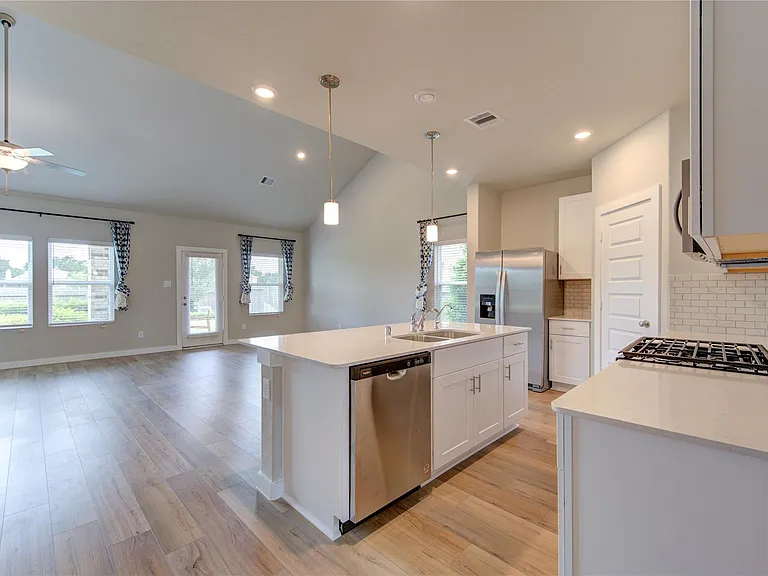 6027 Jenna Way — Photo 10