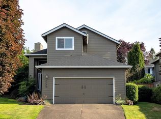 9360 SW Iowa Dr, Tualatin, OR 97062