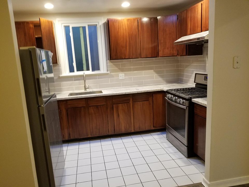 1st image of 2319 45th Ave