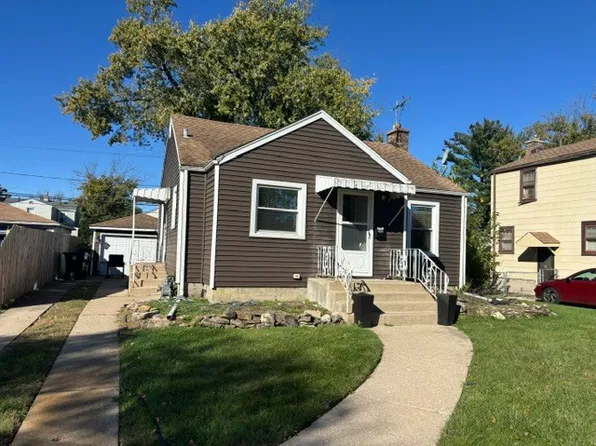 2424 S 13th Ave, Broadview, IL 60155