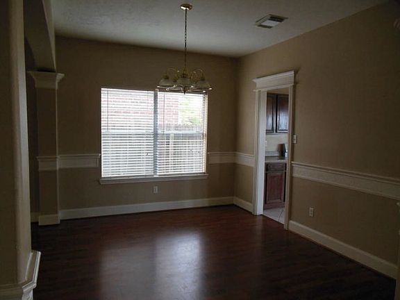 Formal Dining