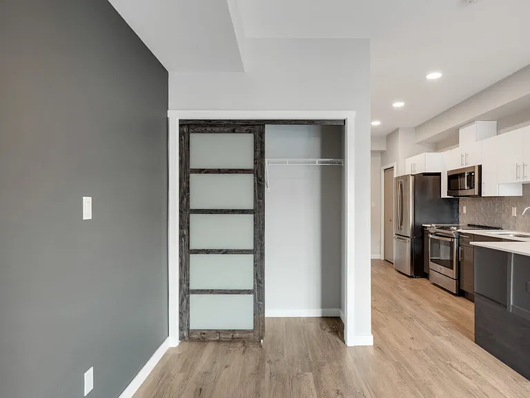 711 Treanor Ave — Photo 29