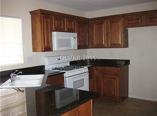 3rd image of 6528 Abbey Door Ct