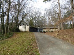 235 Wind Shadow Ct, Roswell, GA 30075
