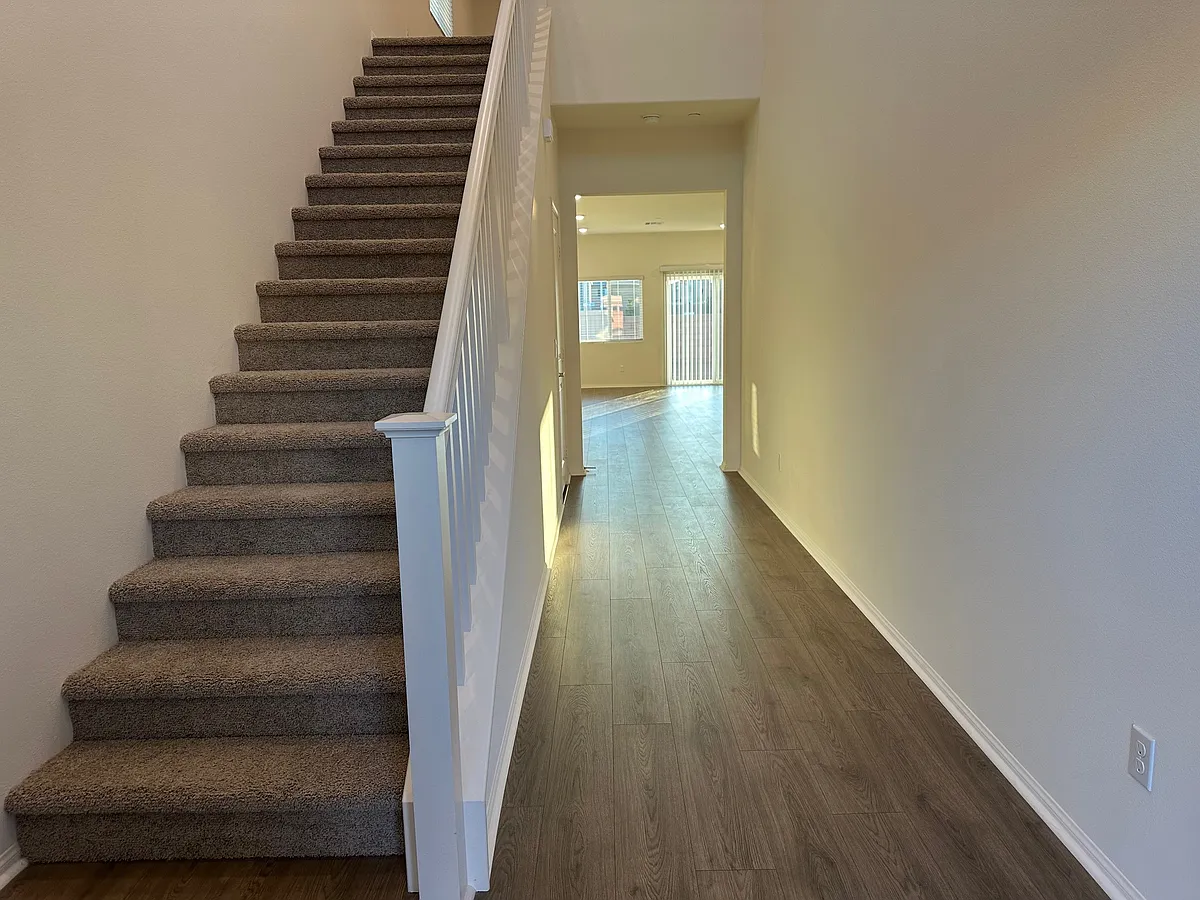 Building Photo - 14173 Cielo St