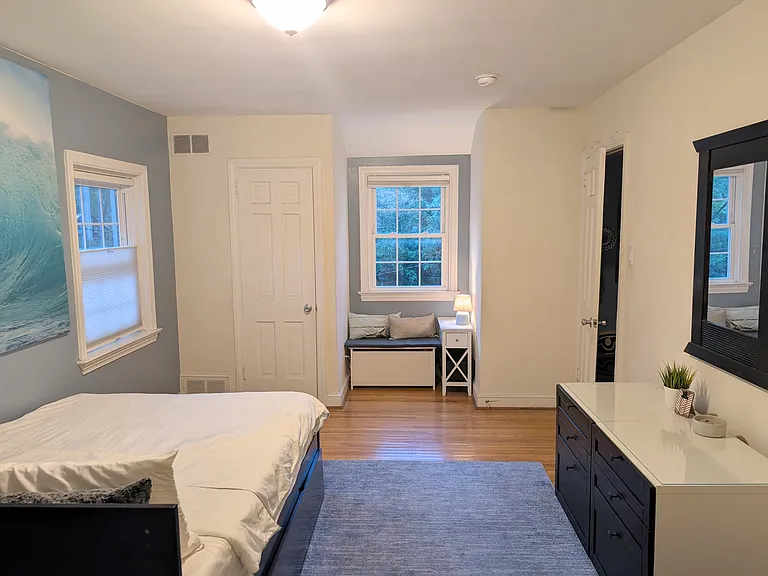 293 Meeting House Ln — Photo 35