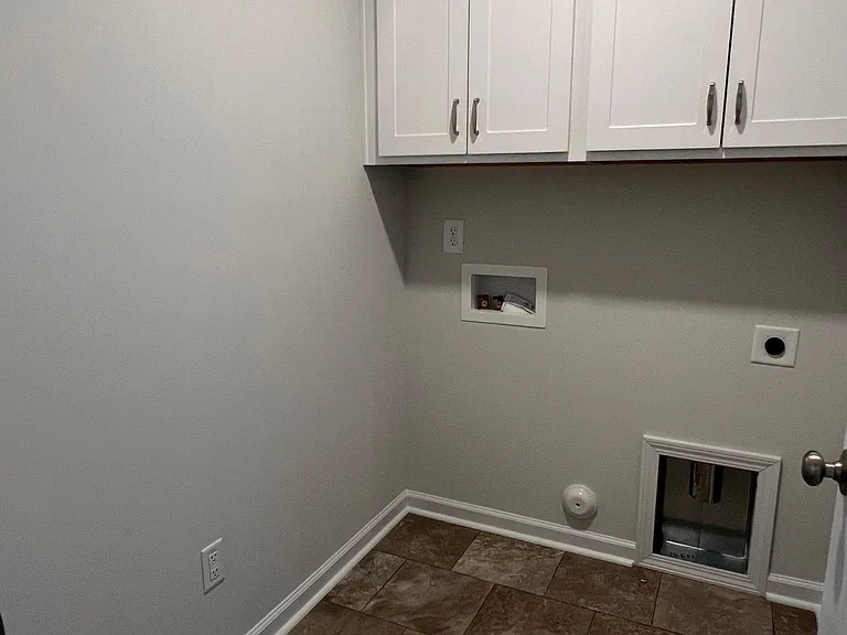 640 Cam Cir — Photo 17