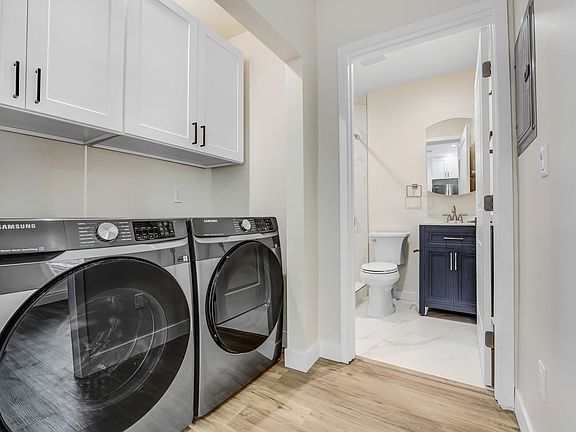 5th image of 8848 Gothic Ave #3