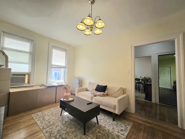 21-41 32nd Street image 1 of 6