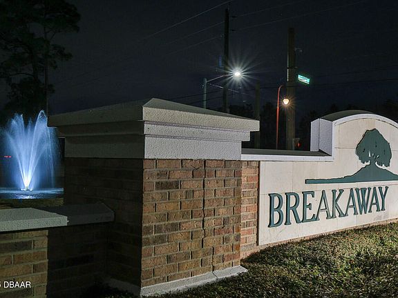 3rd image of 5 Cross Creek Way