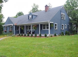 405 Manchester Rd, Ridgewood, NJ 07450