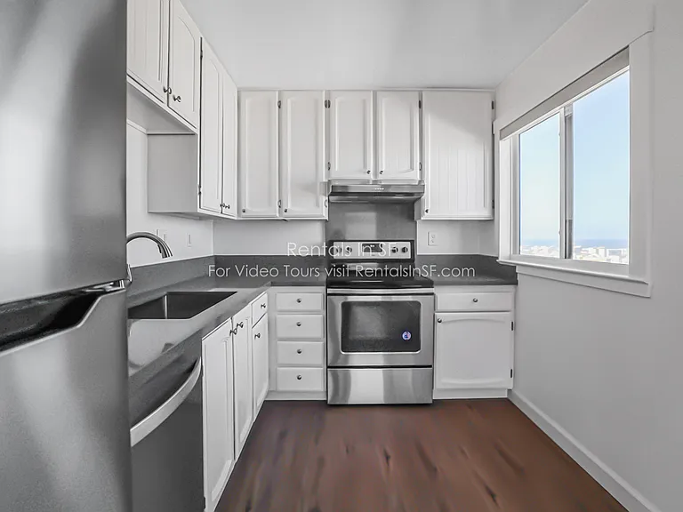 4715 Balboa St #4 — Photo 5