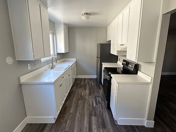 3rd image of 1869 Lacassie Ave #2