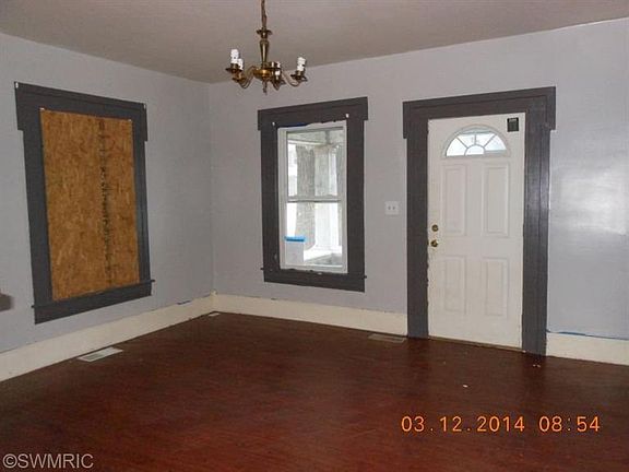 3rd image of 138 S Manning St
