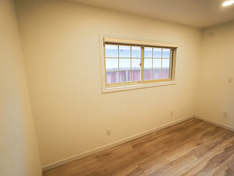 2602 Cabrillo Ave — Photo 22