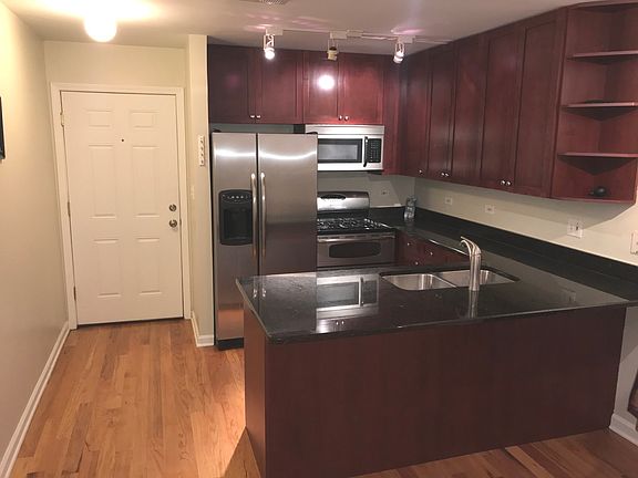 2nd image of 6400 N Sacramento Ave APT 204