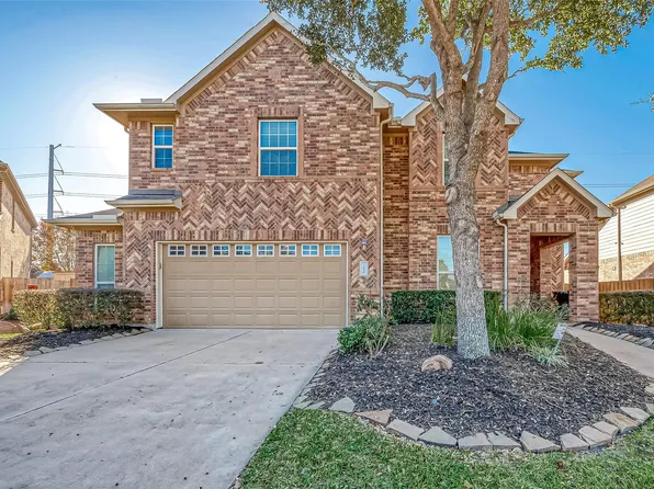 7530 Newbury Trl, Sugar Land, TX 77479
