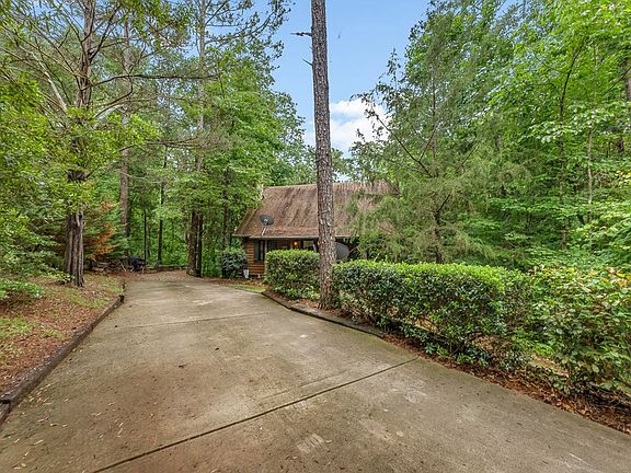 4th image of 149 Mountain Springs Rd