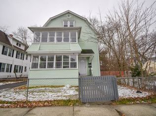 88-90 Groveland St, Springfield, MA 01108