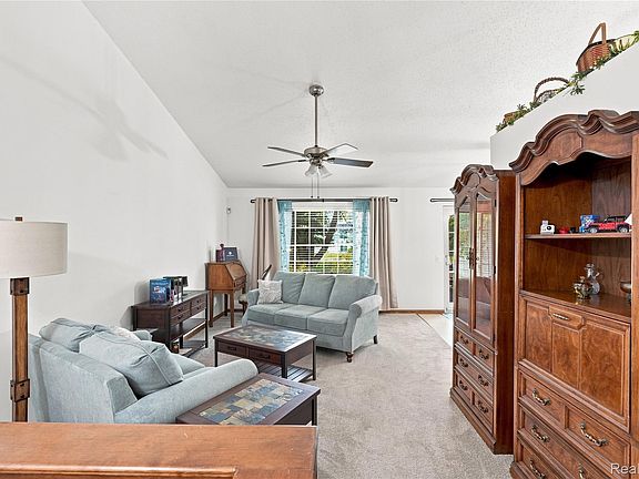 5th image of 22240 Quail Run Cir Unit 2