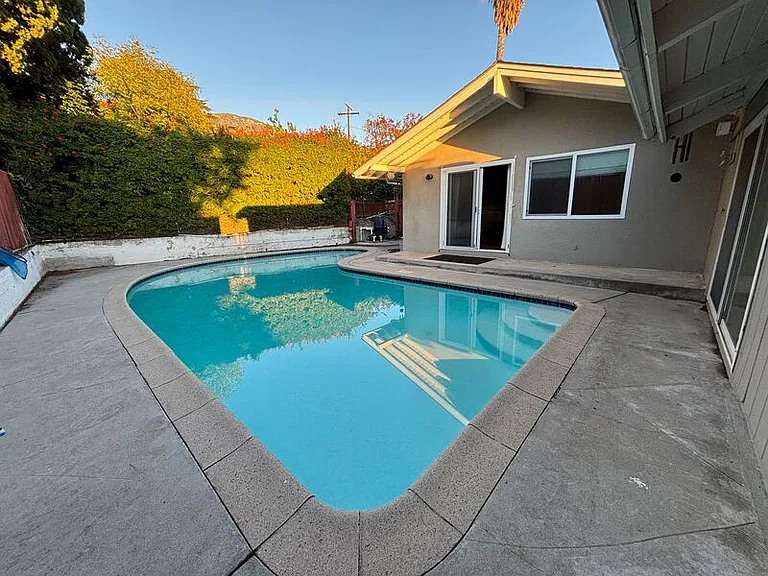 3615 Burritt Way — Photo 2
