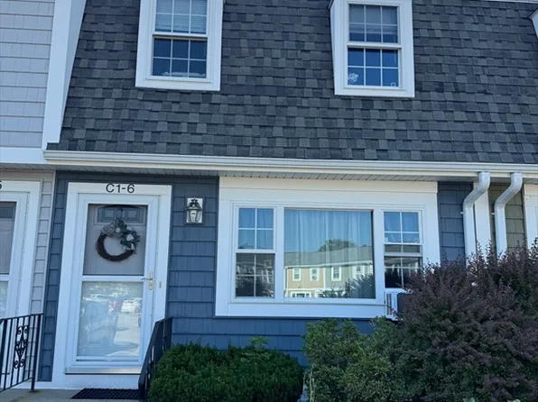 6 Lydon Ln #C1, Halifax, MA 02338