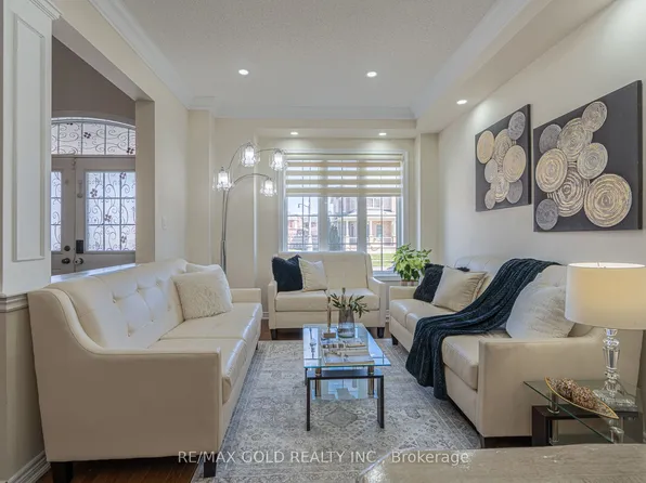 36 Naperton Dr, Brampton, ON L6R 0Z5