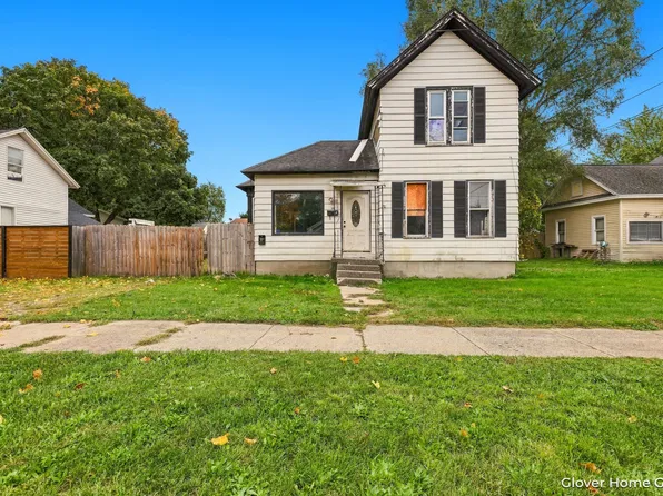28 Centennial St, Sparta, MI 49345