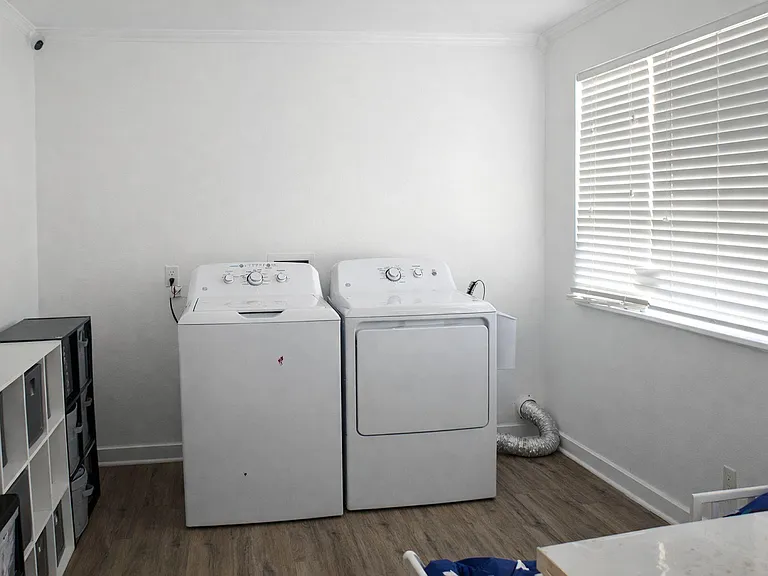 506 Azalea St — Photo 17