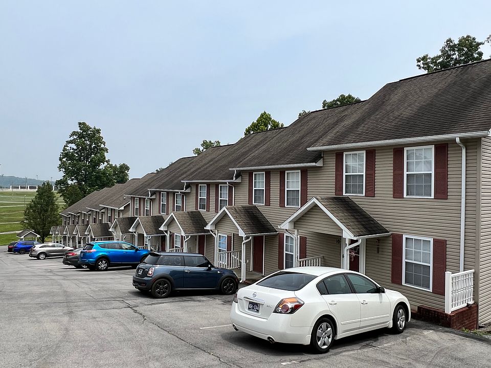 1st image of 417 Fairgrounds Rd APT 1