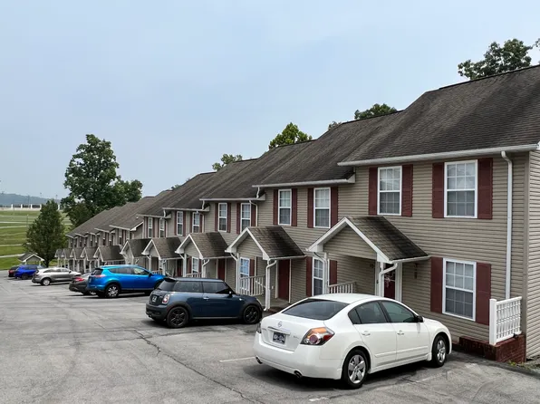 417 Fairgrounds Rd APT 1, Greeneville, TN 37745