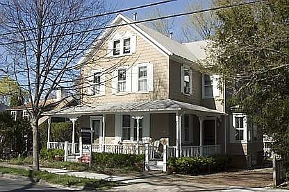 1st image of 143 Madison St
