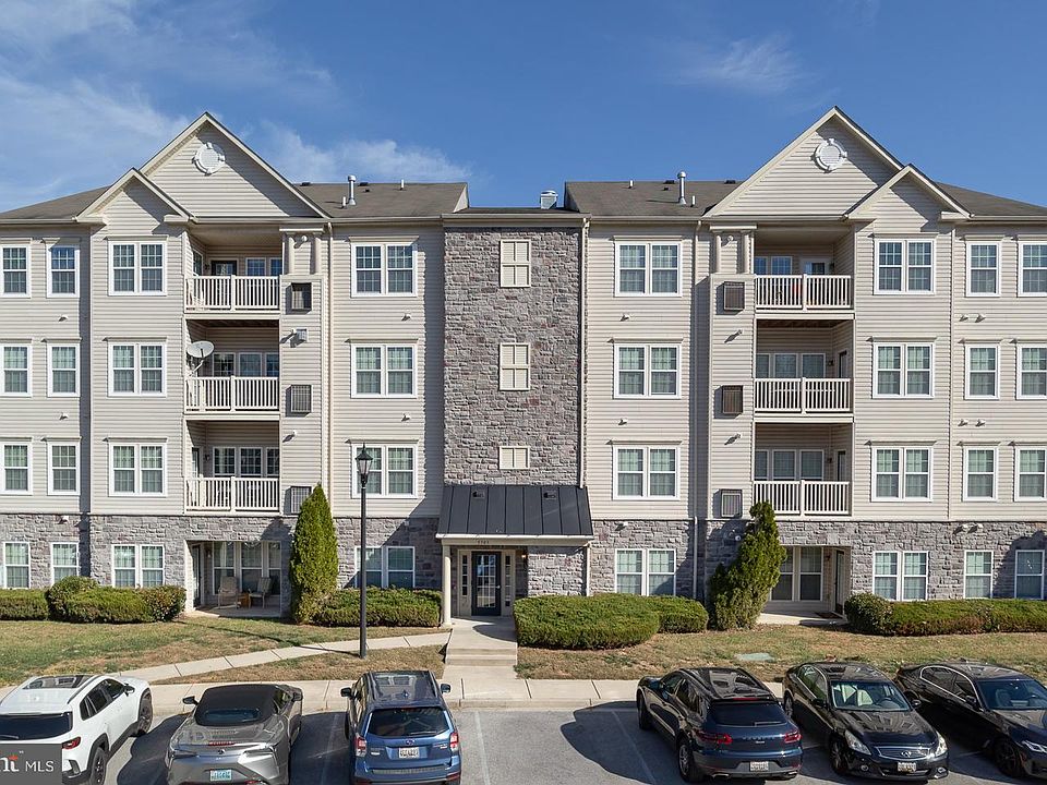 1st image of 5303 Wyndholme Cir Unit 401