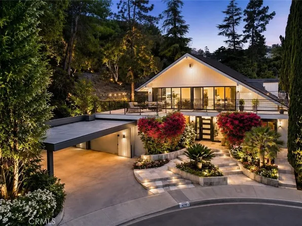 3102 Dona Sofia Dr, Studio City, CA 91604