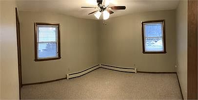 3rd image of 1105 13th Ave N APT 4