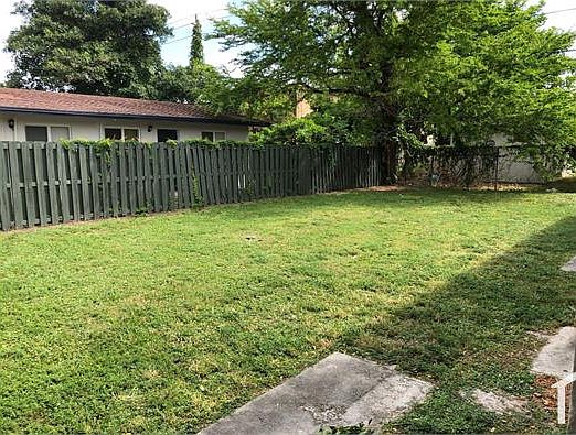 3rd image of 734 NW 4th Ave APT 3