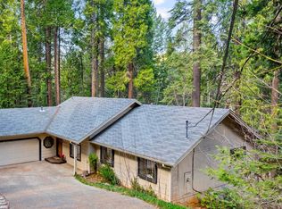 3172 Hazel St, Pollock Pines, CA 95726