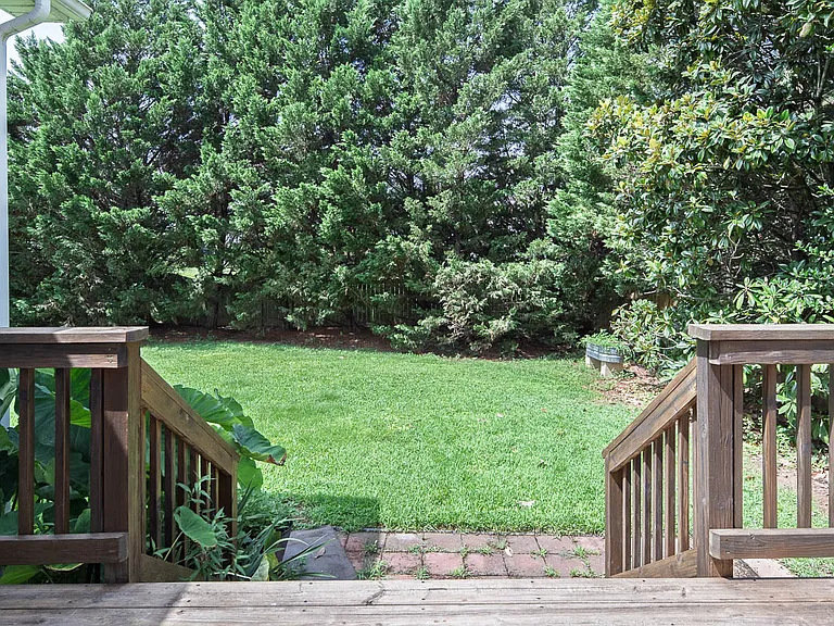 200 Stablegate Dr — Photo 38