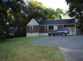 2704 Larmon Dr, Nashville, TN 37204