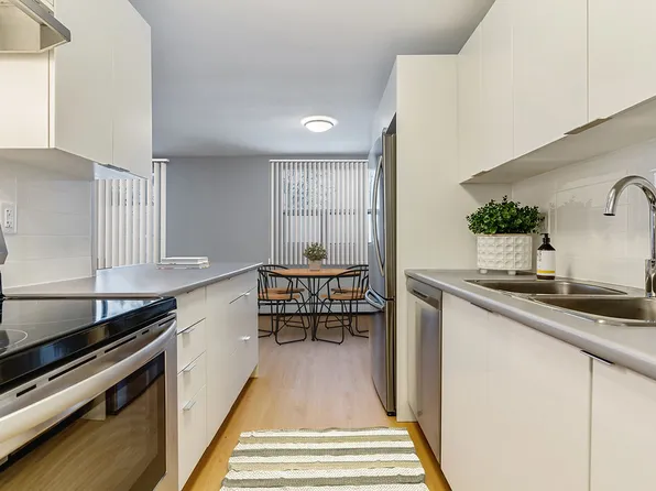 Castlegrove Apartments, 485 Castlegrove Blvd, London, ON N6G 2V5