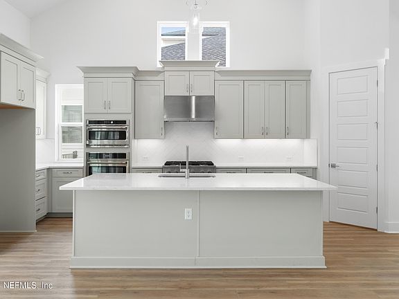 3rd image of 496 SEAGROVE Drive