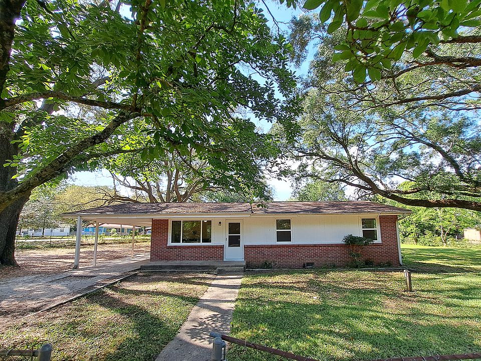 892 Anita Avenue