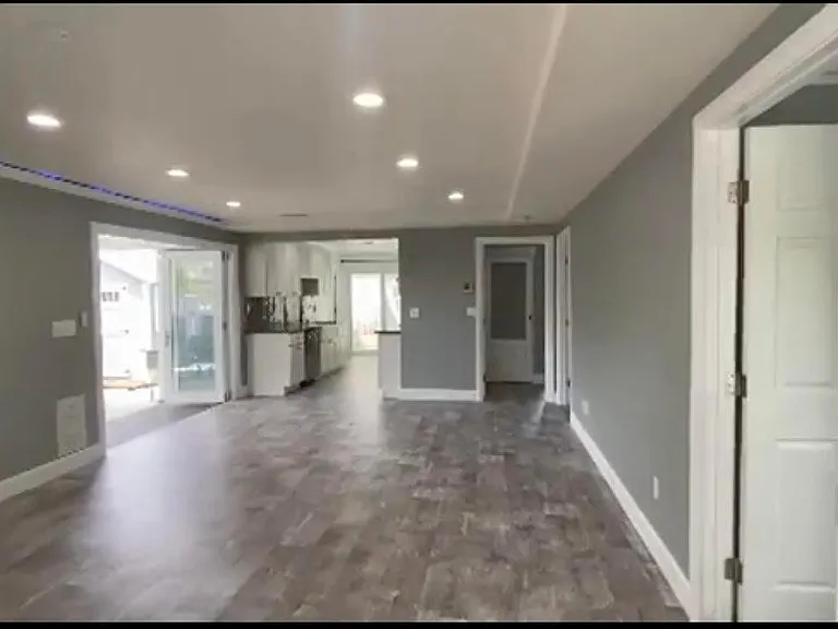 16235 Grand Ave — Photo 10